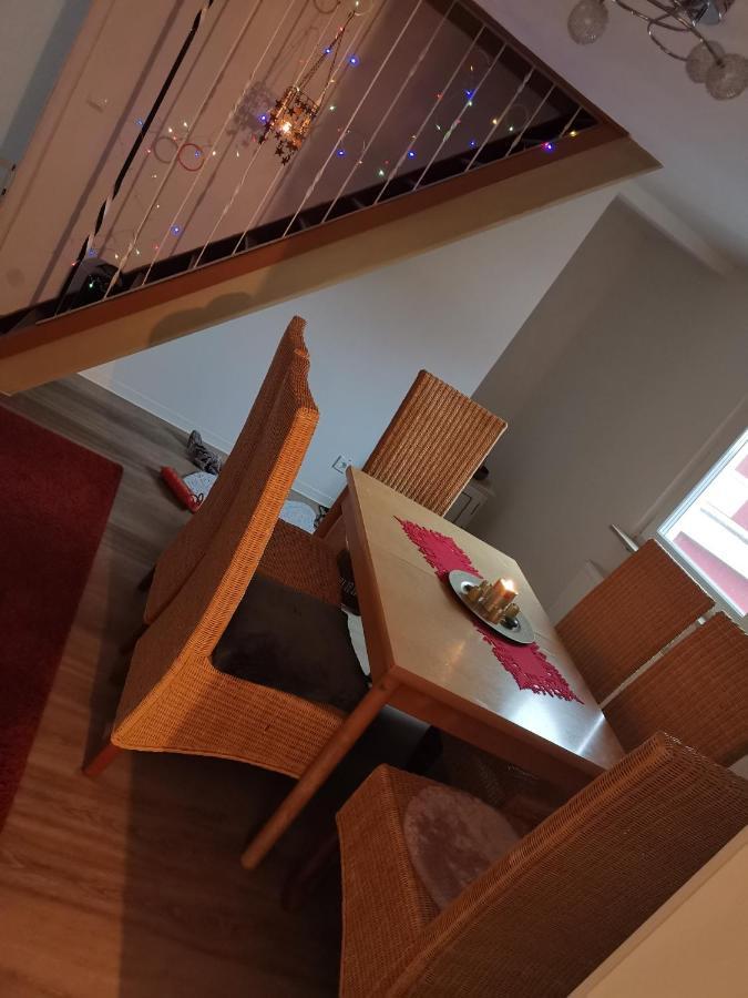 Privates Zimmer In Ruhiger Lage Heidenheim-Steinheim Am Albuch Kültér fotó