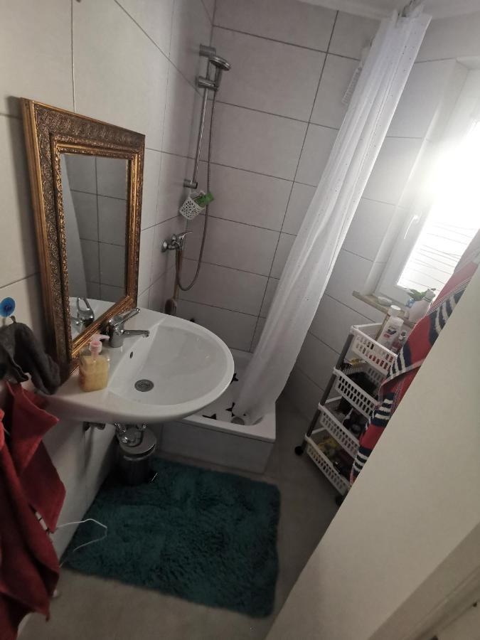 Privates Zimmer In Ruhiger Lage Heidenheim-Steinheim Am Albuch Kültér fotó