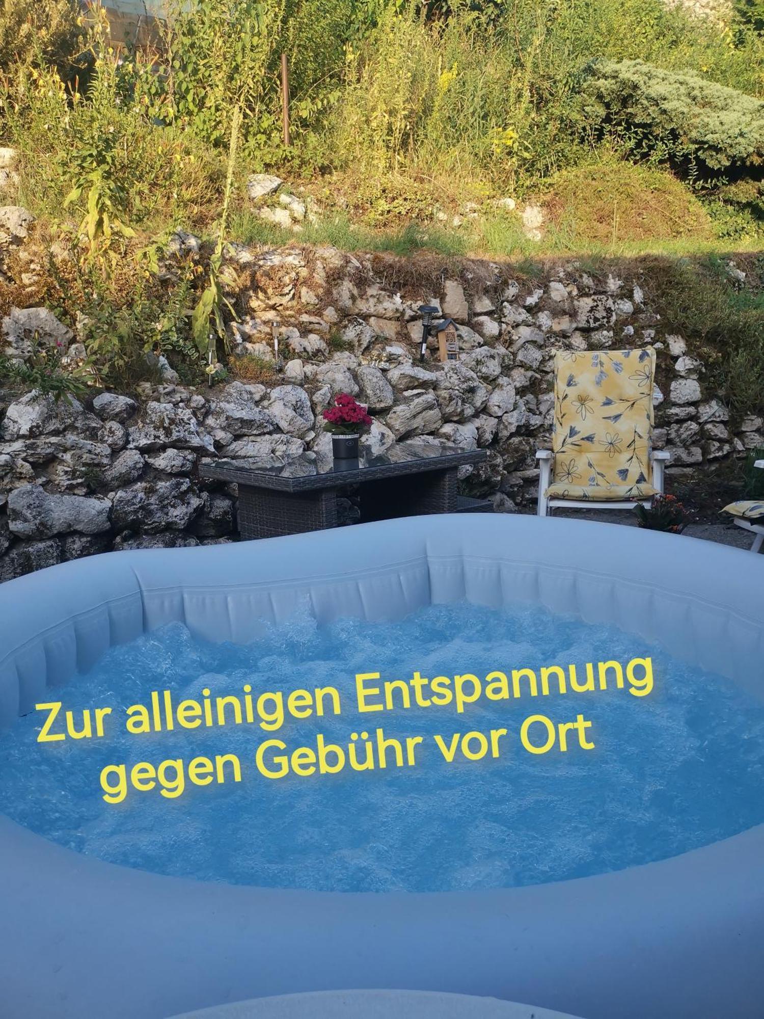 Privates Zimmer In Ruhiger Lage Heidenheim-Steinheim Am Albuch Kültér fotó